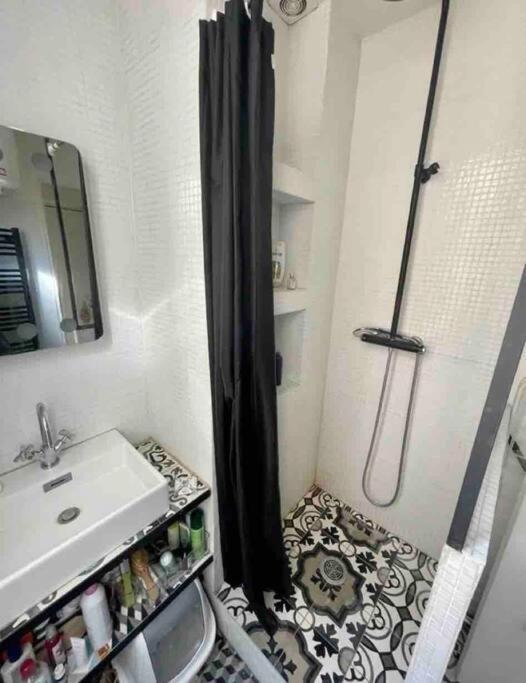 Appartement Charmant 2 Pieces A Gambetta Paris